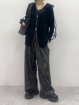 「アイテム（ボストンバッグ、グレー系）」を使った、matsuさん（レディース・156cm）の秋コーディネート