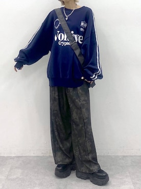 「PBLIM（ページボーイリム）の《UNISEX》ラインスリーブロゴスウェット（スウェット）」を使った、matsuさん（レディース・156cm）の秋コーディネート