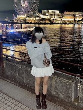 「COS（コス）のアイテム（バッグ）」を使った、にゃんさん（レディース・165cm）の秋コーディネート