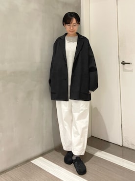 「アイテム（サンダル）」を使った、iseさん（レディース・157cm）の秋コーディネート