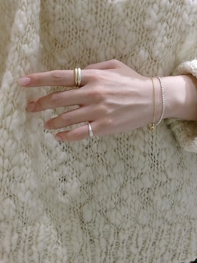 「アイテム（ブレスレット）」を使った、ayana takizawaさん（レディース・162cm）の秋コーディネート