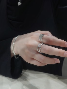 「TEN.（テン）のSILVER925 パレットリング（リング、シルバー系）」を使った、ayana takizawaさん（レディース・162cm）の春コーディネート