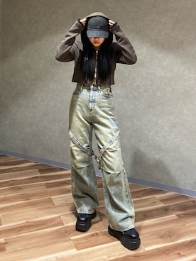 「EMODA（エモダ）のアイテム（キャップ）」を使った、藤吉希羅々さん（レディース・160cm）の冬コーディネート