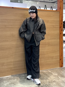「X-girl（エックスガール）のWAIST ADJUSTABLE WIDE TUCK PANTS（スラックス）」を使った、優羽さん（レディース・154cm）の秋コーディネート