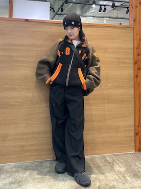 「X-girl（エックスガール）のWAIST ADJUSTABLE WIDE TUCK PANTS（スラックス）」を使った、優羽さん（レディース・154cm）の秋コーディネート