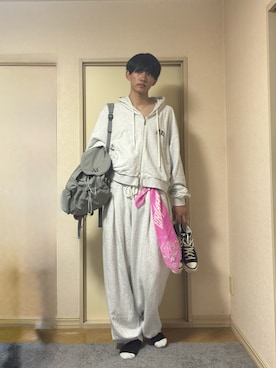 「アイテム（セットアップ）」を使った、ænsk(🇰🇷fashion) さん（メンズ・183cm）の春コーディネート