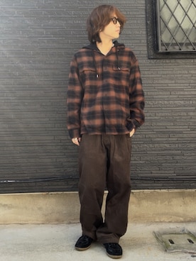 「green label relaxing（グリーンレーベルリラクシング）のアイテム（スニーカー）」を使った、men's Rさん（メンズ・168cm）の秋コーディネート