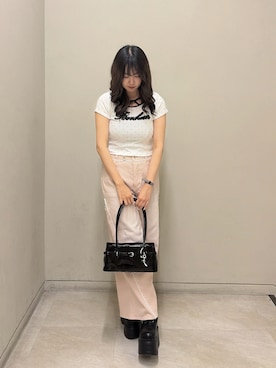 「one after another NICE CLAUP(ワンアフターアナザーナイスクラップ)のベルト付きエナメルバック(ショルダーバッグ、ホワイト系)」を使った、Rio【 骨スト / ブルベ夏 】さん(レディース・163cm)の春コーディネート