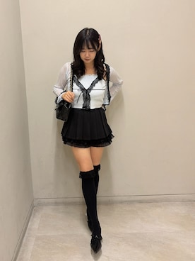 「one after another NICE CLAUP(ワンアフターアナザーナイスクラップ)の【アンサンブル可能/カーデ別売り】レース付きシアーニットビスチェ(Knitwear、ブルー系)」を使った、Rio【 骨スト / ブルベ夏 】さん(レディース・163cm)の夏コーディネート