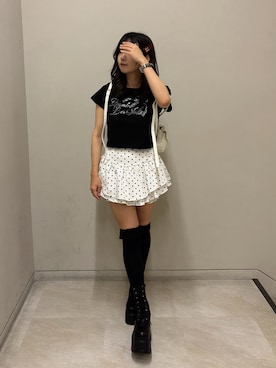 「one after another NICE CLAUP(ワンアフターアナザーナイスクラップ)のときめき推しカラーT/全7色展開(T Shirts、ブラック系)」を使った、Rio【 骨スト / ブルベ夏 】さん(レディース・163cm)の夏コーディネート