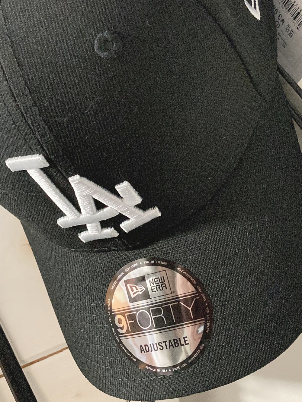 「NEW ERAのニューエラ キャップ サイズ調整 9FORTY NEW ERA（キャップ、ホワイト系）」を使った、U!さん（レディース・156cm）の冬コーディネートの1枚目の写真