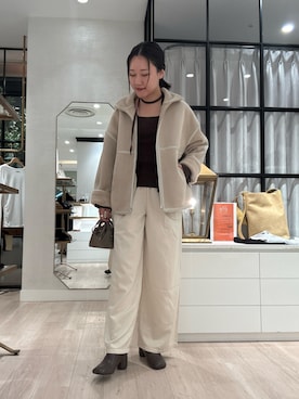 「アイテム（その他アウター）」を使った、iwagashira Natsumiさん（レディース・168cm・30代）の秋コーディネート