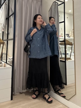 「Omekashi（オメカシ）のシアーデニムカバーオール（シャツ/ブラウス、ブルー系）」を使った、iwagashira Natsumiさん（レディース・168cm）の春コーディネート