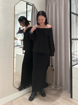 「アイテム（チョーカー）」を使った、iwagashira Natsumiさん（レディース・168cm）の秋コーディネート