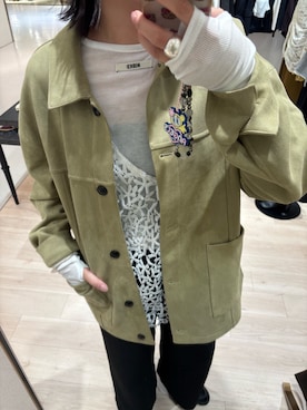 「アイテム（その他アウター）」を使った、iwagashira Natsumiさん（レディース・168cm）の秋コーディネート