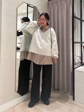 「アイテム（スリッポン）」を使った、iwagashira Natsumiさん（レディース・168cm・30代）の秋コーディネート