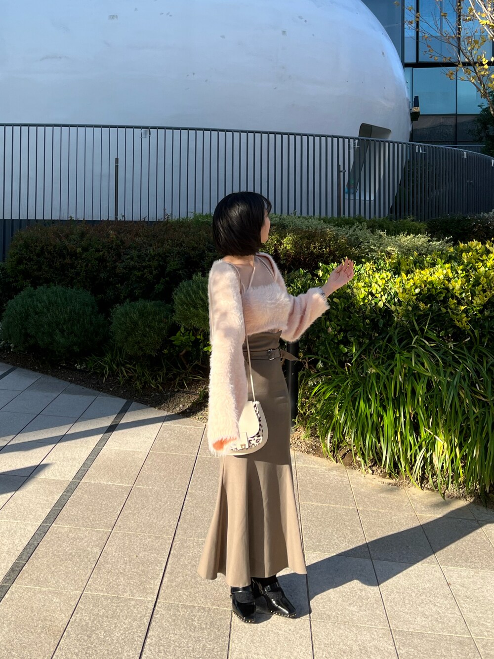 「重ね着ベストシーズン、秋服コーデ」｜「midealのアイテム（ニット/セーター、ピンク系）」を使った、manaさん（レディース・157cm）の秋コーディネートの1枚目の写真