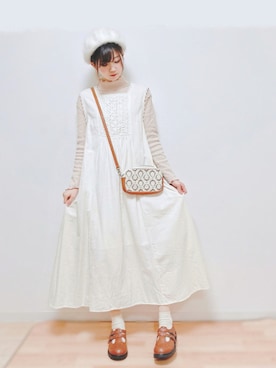 「オールホワイト」｜「アイテム（ハンチング/ベレー帽）」を使った、Gilda♡ᵕ̈*⑅さん（レディース・163cm）の秋コーディネート
