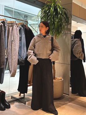 「アイテム（ボディバッグ/ウエストポーチ）」を使った、manamiさん（レディース・155cm）の秋コーディネート