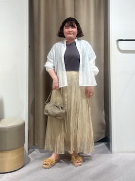「Jena espace merveilleux(ジェナ エスパスメルヴェイユ)の【唯一無二のシアーフリルシャツ】シアーバックラッフルシャツ(シャツ/ブラウス、ホワイト系)」を使った、jiinajena77さん(レディース・159cm)の夏コーディネート