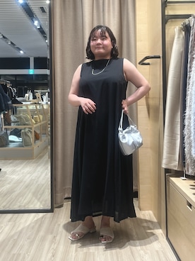 「Jena espace merveilleux(ジェナ エスパスメルヴェイユ)の【着てないぐらい軽い!?】2WAYリボンシアーワンピース(ワンピース、ブラック系)」を使った、jiinajena77さん(レディース・159cm)の夏コーディネート
