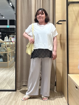 「Jena espace merveilleux(ジェナ エスパスメルヴェイユ)の【大好評につき再入荷】【サラサラ素材で涼しく着れる】ビッグ変形Tシャツ(Tシャツ/カットソー、ホワイト系)」を使った、jiinajena77さん(レディース・159cm)の夏コーディネート
