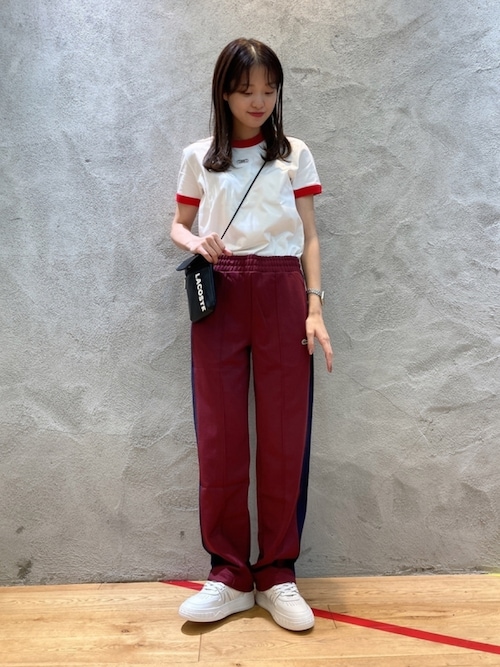 LACOSTE 小倉店momoさんのTシャツ/カットソーを使ったコーディネート 