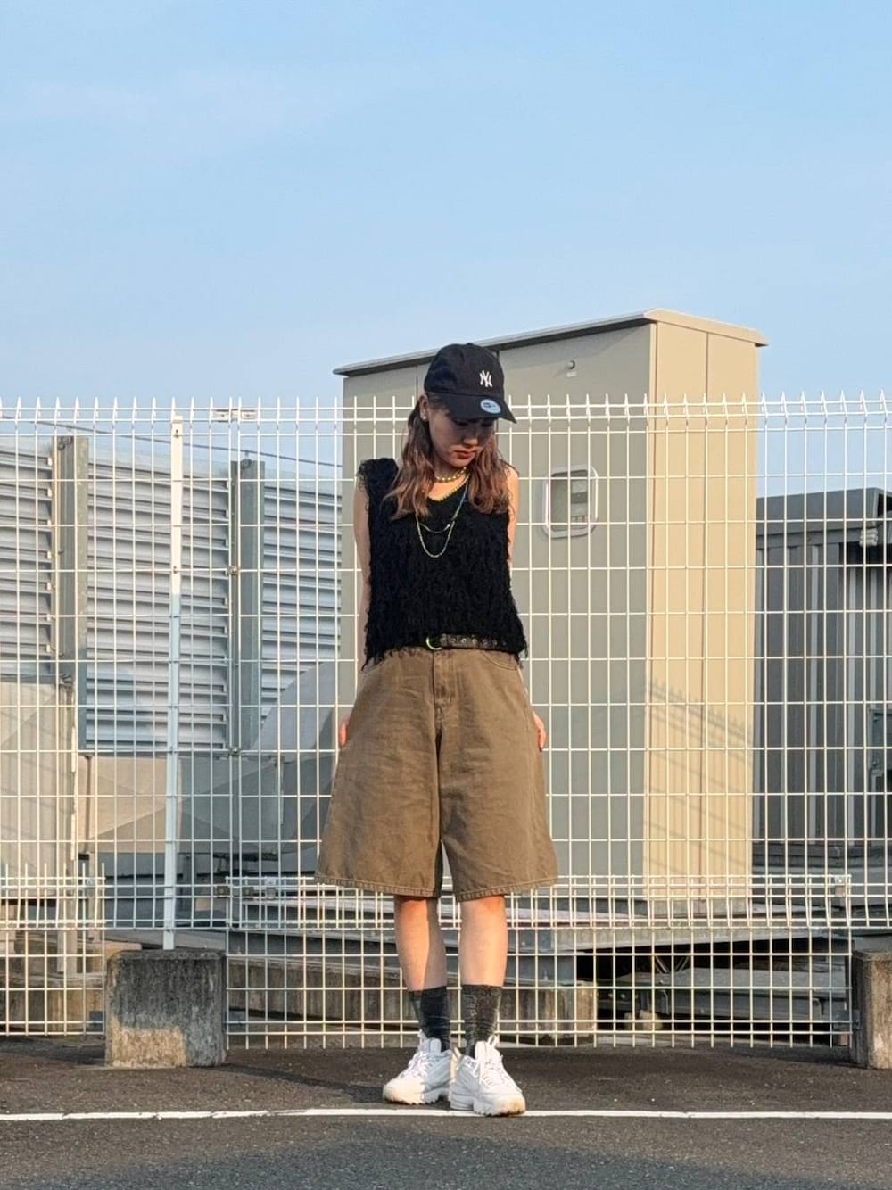「骨格ストレート、高身長、カジュアル、カジュアルコーデ」｜「LOWRYS FARMのＣＡＳＵＡＬＣＬＡＳＳＩＣ２５ 283907（キャップ、ブラック系）」を使った、soyosukeさん（レディース・170cm）の夏コーディネートの1枚目の写真