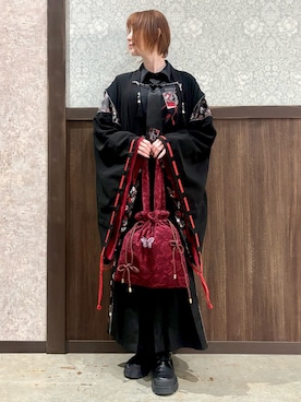 「アイテム（パンツ、レッド系）」を使った、ハナミズキさん（レディース・158cm）の冬コーディネート