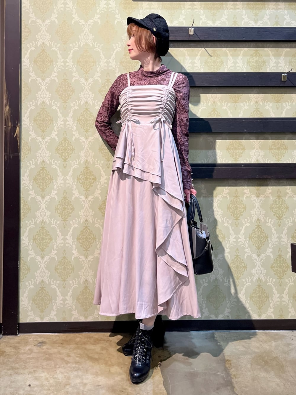 「最近のいい感じコーデ、大人カジュアル、春夏コーデ、キャップ、淡色コーデ、シンプルコーデ、ワンピース、きれいめカジュアル、休日スタイル、シアートップス、お出かけコーデ、axes femme、春ファッション、オトナカジュアル、おしゃれさんと繋がりたい」｜「axes femmeの総レースキャスケット（キャスケット、ブラック系）」を使った、ハナミズキさん（レディース・158cm）の春コーディネートの1枚目の写真