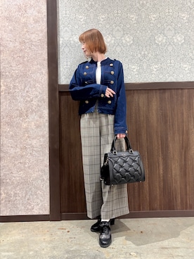 「アイテム（ボストンバッグ）」を使った、ハナミズキさん（レディース・158cm）の秋コーディネート