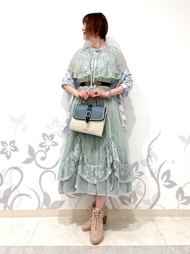 「アイテム（マフラー）」を使った、ハナミズキさん（レディース・158cm）の夏コーディネート