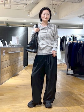 「JEANASIS（ジーナシス）のセミシアーリブヘンリー LS/326122（Tシャツ/カットソー、グレー系）」を使った、airiさん（レディース）の冬コーディネート