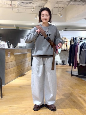 「JEANASIS（ジーナシス）のソフトラメリブUネックLS TEE/240318（Tシャツ/カットソー）」を使った、airiさん（レディース・162cm）の冬コーディネート