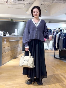 「JEANASIS（ジーナシス）のソフトラメリブUネックLS TEE/240318（Tシャツ/カットソー）」を使った、airiさん（レディース・162cm）の秋コーディネート