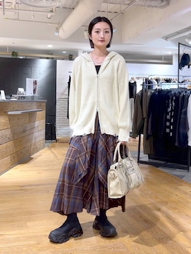 「アイテム（キャミソール）」を使った、airiさん（レディース・162cm・20代）の秋コーディネート