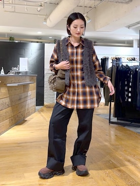 「アイテム（チノパンツ）」を使った、airiさん（レディース・162cm・20代）の秋コーディネート