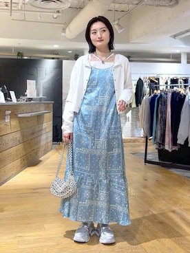 「JEANASIS（ジーナシス）の【抗菌防臭テープ付き】キリカエボリュームローファー/573242（ローファー、シルバー系）」を使った、airiさん（レディース）の春コーディネート