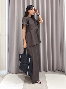 「ITEMS URBANRESEARCH（アイテムズ アーバンリサーチ）の袖フリルスキッパーブラウス（シャツ/ブラウス、ブラウン系）」を使った、aiさん（レディース・159cm）の夏コーディネート