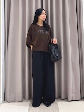 「ITEMS URBANRESEARCH（アイテムズ アーバンリサーチ）のシアーロゴニット（ニット/セーター、ブラウン系）」を使った、aiさん（レディース・159cm）の夏コーディネート