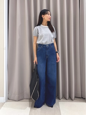 「ITEMS URBANRESEARCH（アイテムズ アーバンリサーチ）のフリルネック半袖ニットトップス（ニット/セーター、グレー系）」を使った、aiさん（レディース・159cm）の夏コーディネート