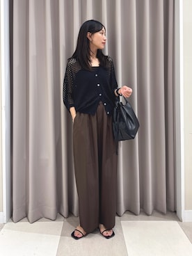 「ITEMS URBANRESEARCH（アイテムズ アーバンリサーチ）のメッシュニットカーディガン（ニット/セーター、ブラック系）」を使った、aiさん（レディース・159cm）の夏コーディネート