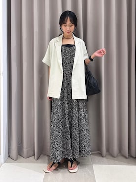 「URBAN RESEARCH DOORS（アーバンリサーチドアーズ）のキャンバスコンビトングサンダル（サンダル、ブラック系）」を使った、aiさん（レディース・159cm）の春コーディネート