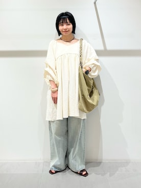 「KBF（ケイビーエフ）のアイテム（ブレスレット）」を使った、asanoさん（レディース・157cm）の春コーディネート