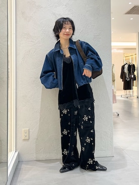 「アイテム（デニムジャケット）」を使った、asanoさん（レディース・157cm）の秋コーディネート