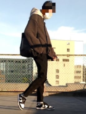 「スニーカー好きと繋がりたい」｜「アイテム（その他アウター）」を使った、かわアツ(脱もやし)さん（メンズ・181cm）の秋コーディネート