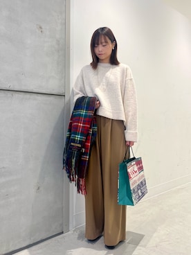 「アイテム（ストール/ショール）」を使った、miiihoさん（レディース・152cm）の秋コーディネート