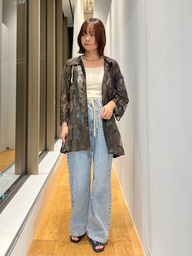 「URBAN RESEARCH（アーバンリサーチ）のESTHE　OVERSIZED SHEER LACE SHIRTS（シャツ/ブラウス、ブラウン系）」を使った、miiihoさん（レディース・152cm）の春コーディネート