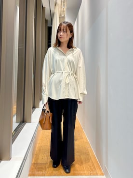 「URBAN RESEARCH ROSSO（アーバンリサーチロッソ）のシルク混デザインカラーシャツ（シャツ/ブラウス、イエロー系）」を使った、miiihoさん（レディース・152cm）の春コーディネート