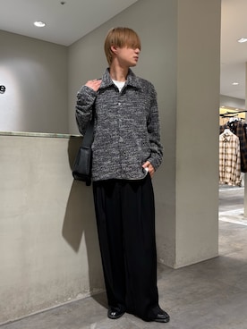 「Lui's（ルイス）のアイテム（スラックス）」を使った、樋渡樹季さん（メンズ・172cm）の春コーディネート